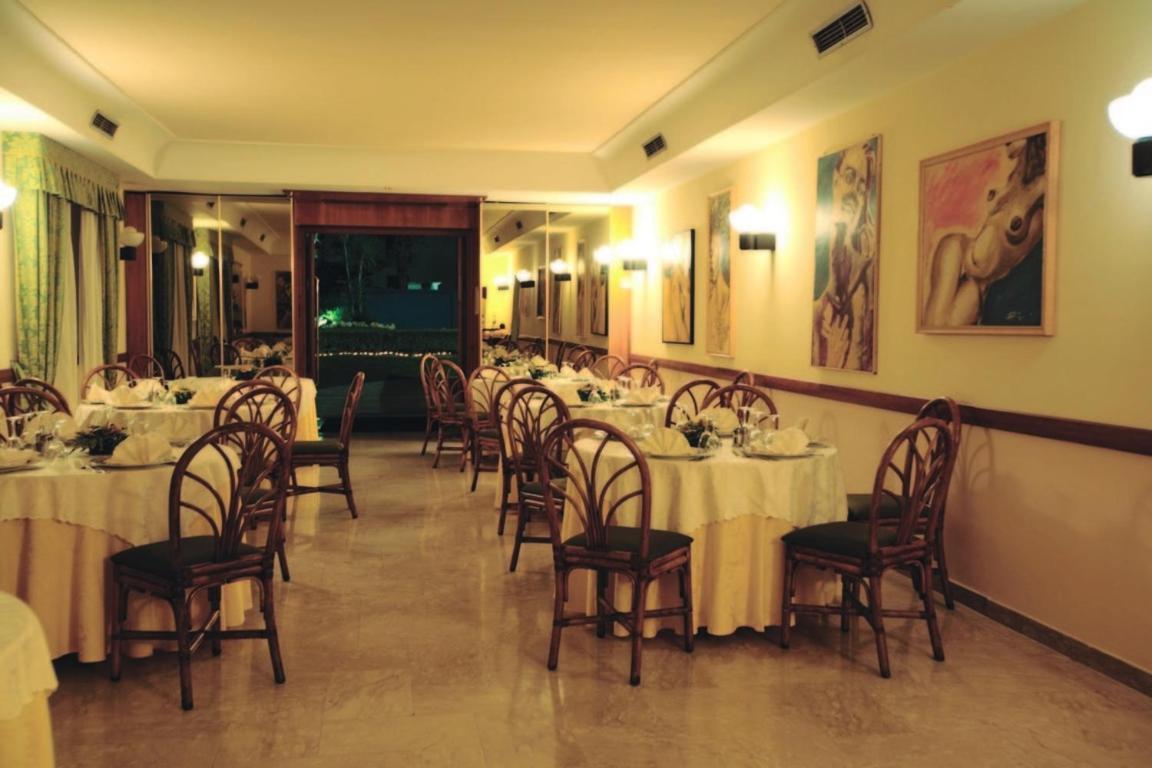 Hotel Ristorante La Piana Telese Rum bild