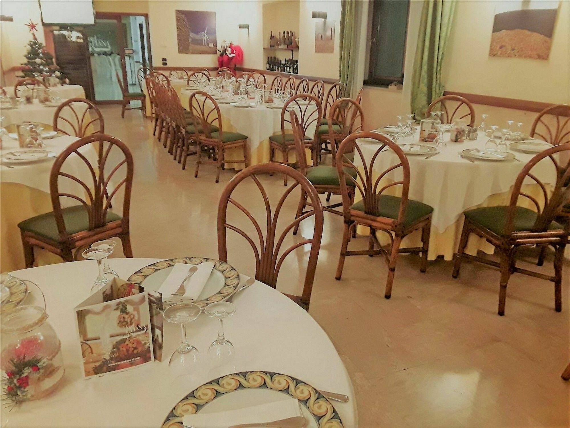 Hotel Ristorante La Piana Telese Exteriör bild